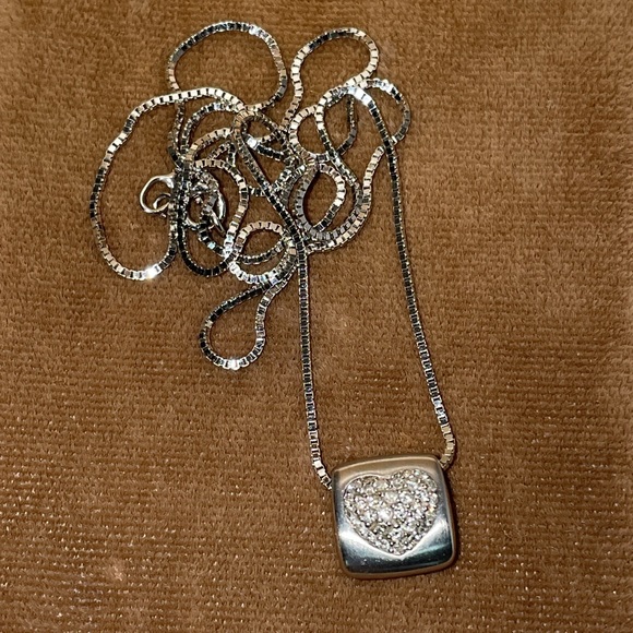Solid Stamped 18K (not 14K ) White Gold Diamond Pave Modern Heart Necklace - Picture 4 of 16